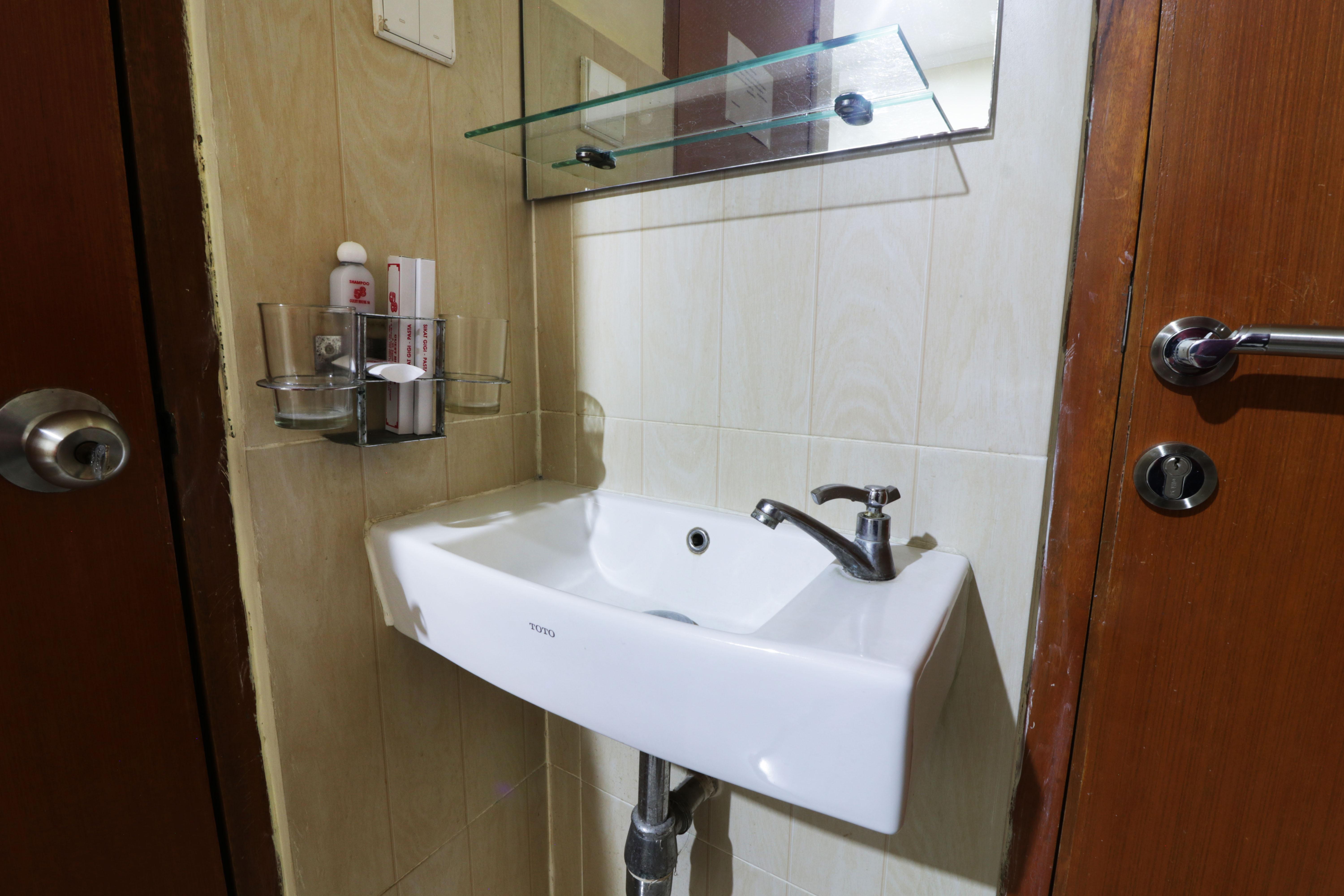 58 Guesthouse Tangerang Pondoklang Екстериор снимка